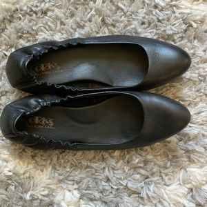 EUC KORKS Michael Kors scrunch flats ballerina 7.5